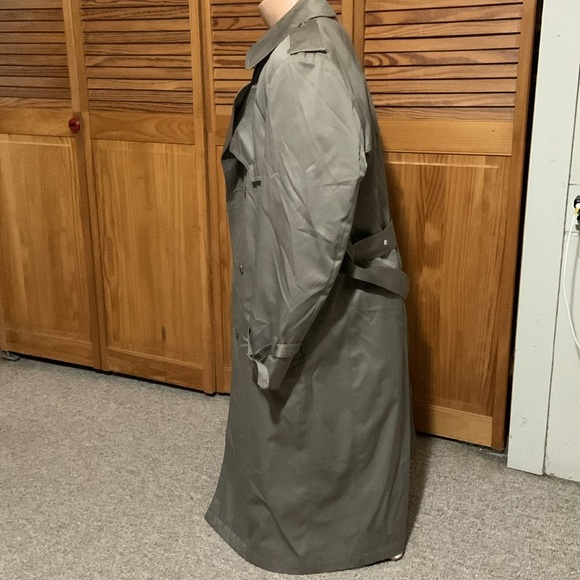 London Fog Towne trench coat 38 short with belt and fleece liner taupe excellent - Picture 4 of 15